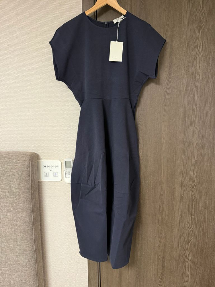 코스 스컬프티드 코튼 미디 원피스 네이비 S (택포)--2