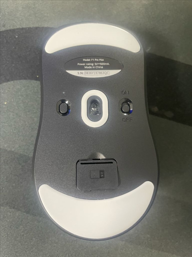 Vgn f1 pro max 잠자리 마우스 새상품 판매합니다 이미지