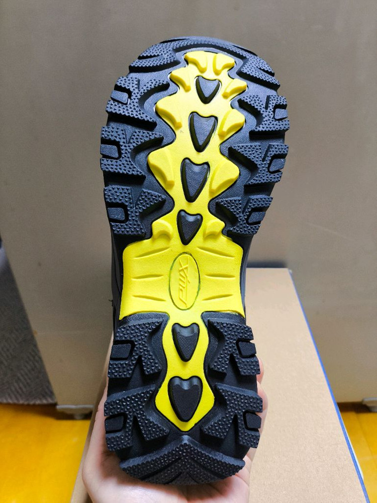 (새상품)남성 260사이즈 트레킹화 등산화 프로월드컵 운동화--4