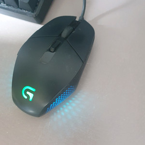 잘작동 로지텍 정품 G302 마우스 게임 사무 PC방 MOUSE