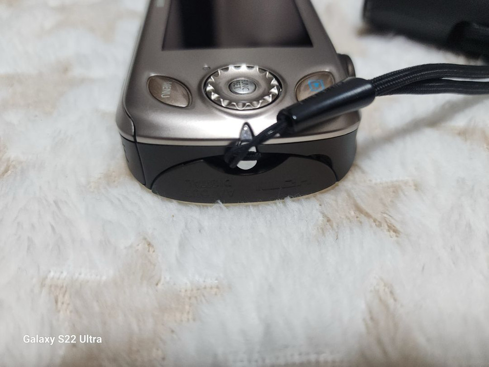 캐논 익서스 IXUS 110 IS .귀한골드색.본체기스파손없음 밧데리.메모리4GB.포함. 이미지