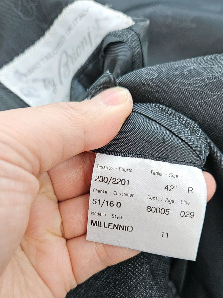 브리오니 MILLENNIO 울 블레이저 [ 로로피아나 톰포드 에르메스 루이비통 쿠치넬리 벨루티 ] 이미지