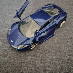 jada 자다토이즈 1:32스케일 맥라렌 MP4-12C 다이캐스트 자동차모형