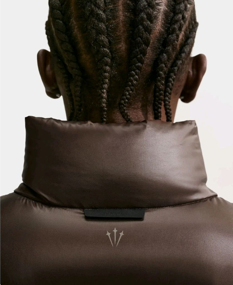 나이키 x 녹타 구스다운 패딩 브라운 XL 이미지