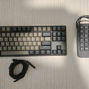 한성 GTune GK993B 키보드 팝니다. 이미지