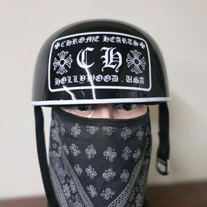 트러커 커스텀 스낵백헬멧 팝니다