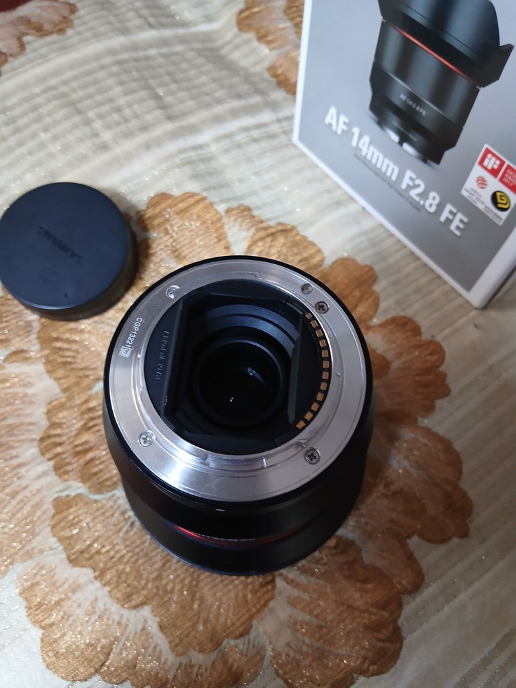 삼양 14mm F2.8 FE 렌즈 이미지