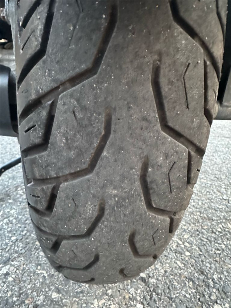 23년식 uhr125 ABS 오토바이 판매합니다--6