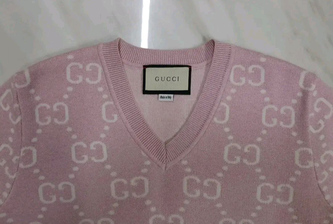 구찌 GG 패턴 여성 남성 브이넥 니트 스웨터 S 사이즈--3