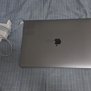 맥북프로15인치2019 i7 32gb 1tb 라데온 프로 555x