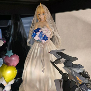 페이트 세이버 피규어 외 판매합니다 이미지