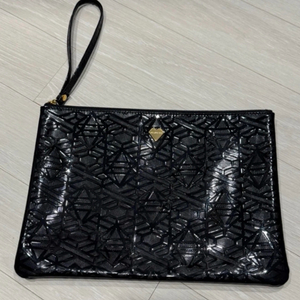 질스튜어트 패턴 클러치백