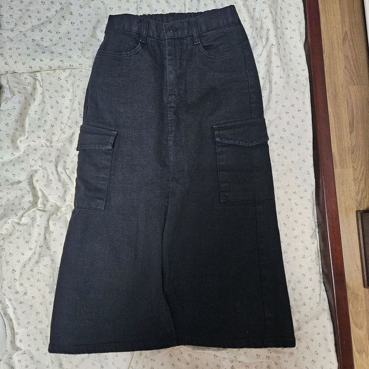 핏예쁨 블랙 트임 카고 롱 스커트 검정 치마 이미지