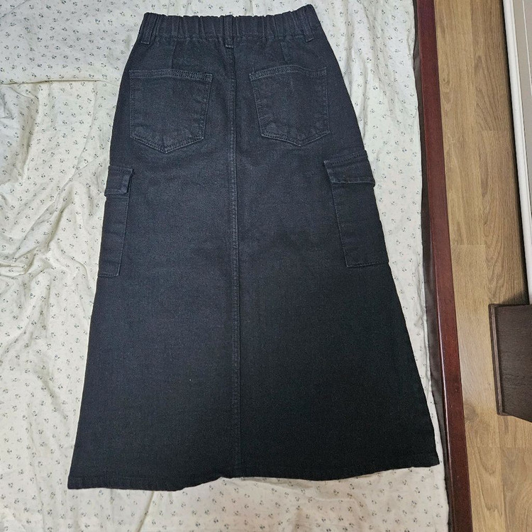 핏예쁨 블랙 트임 카고 롱 스커트 검정 치마 이미지