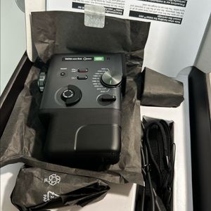 인스탁스 미니에보 시네마 판매합니다.