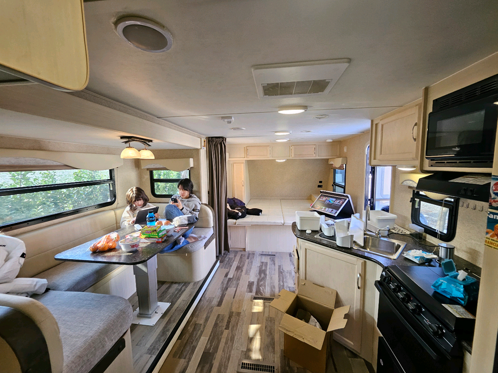 미국식 카라반--9