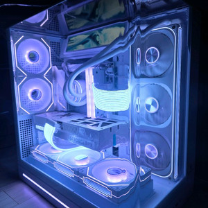 라이젠7 9800X3d rtx5080 화이트 새상품 본체 이미지