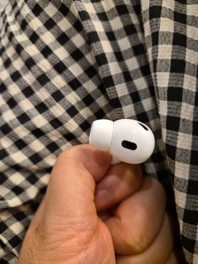 에어팟 프로2 본체+오른쪽유닛 (C타입)--1