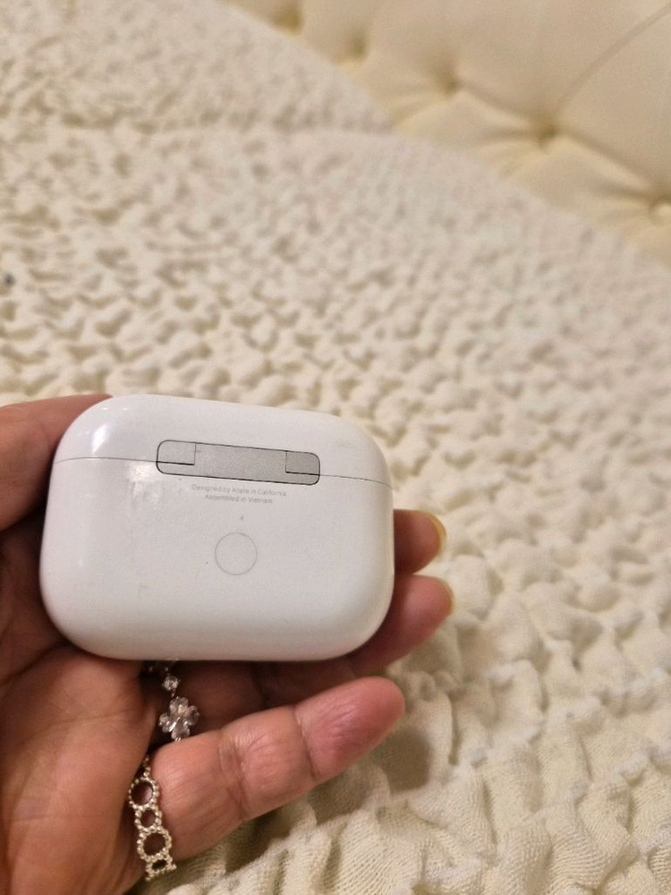 에어팟 프로2 본체+오른쪽유닛 (C타입)--4