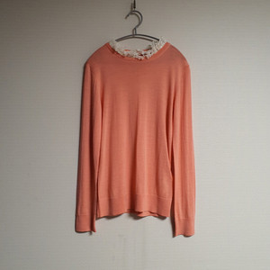 끌로디피에로 레이스 카라 디테일 울 니트