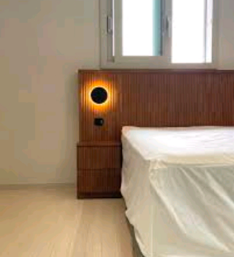 템바보드 원목 침대 협탁 두개일괄--1