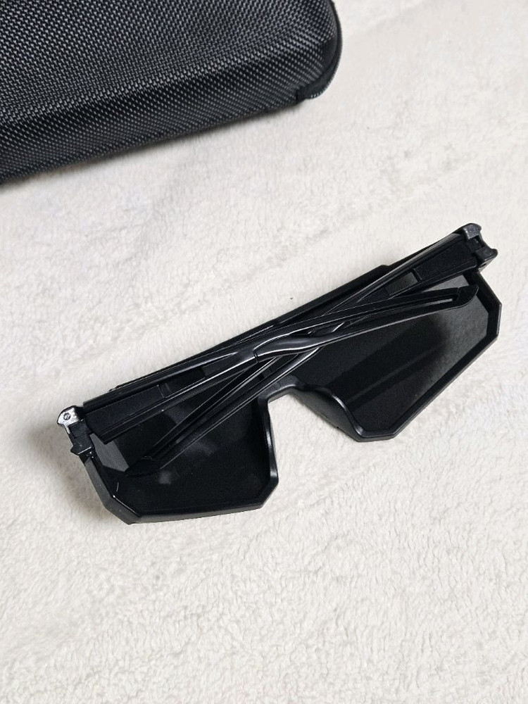 (새것)블랙 사이클고글 스포츠안경 눈안부심 런닝선글라스 가볍고 편한 착용감 이미지