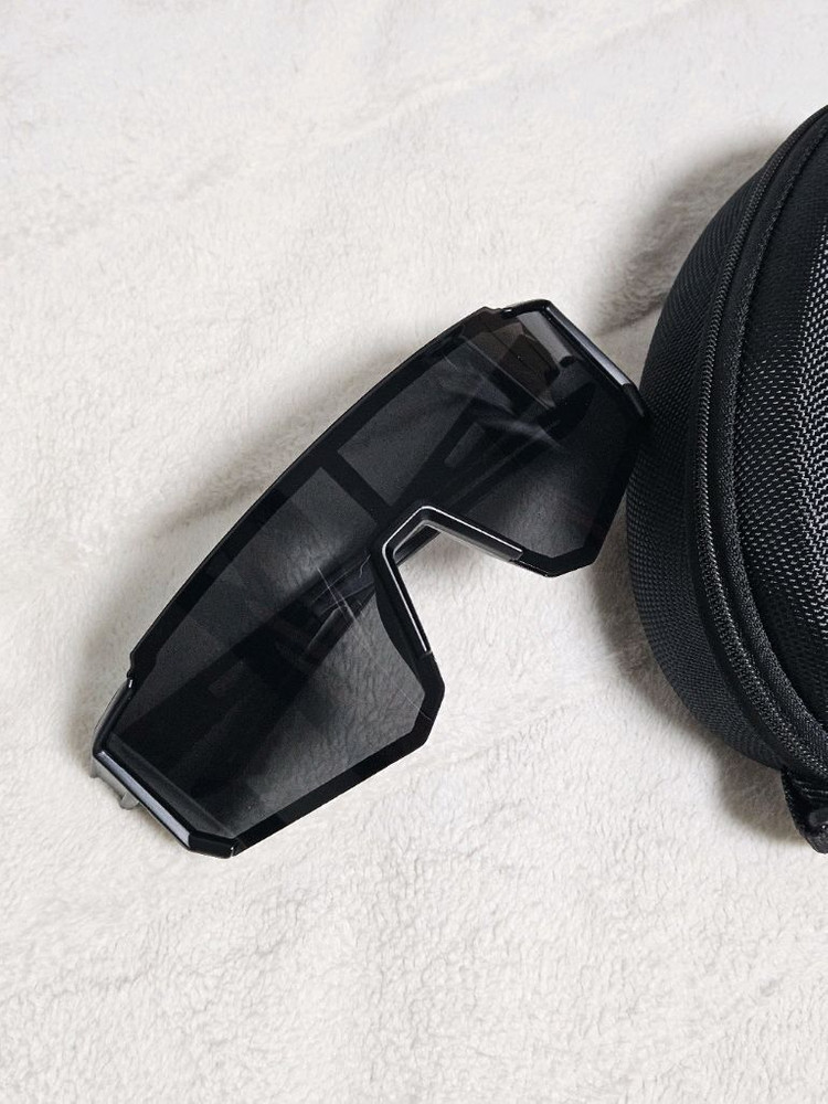 (새것)블랙 사이클고글 스포츠안경 눈안부심 런닝선글라스 가볍고 편한 착용감 이미지