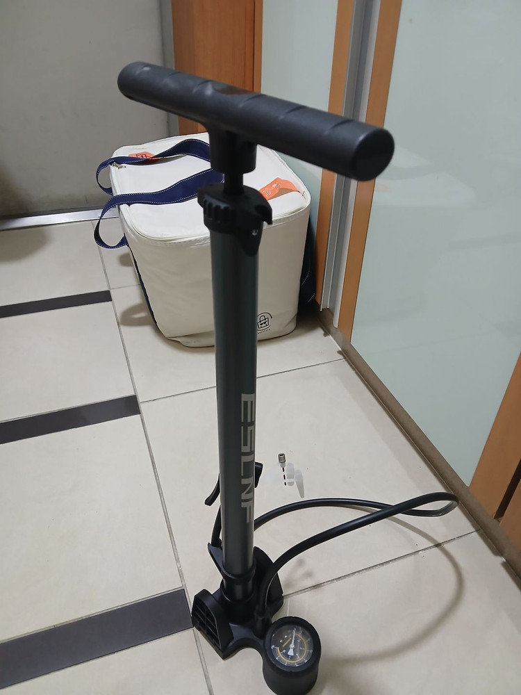 엘파마(ELFAMA) VENTOR H2000 네이비 사이즈 S 자전거 새상품 (각종 악세사리 포함) 25만원 이미지