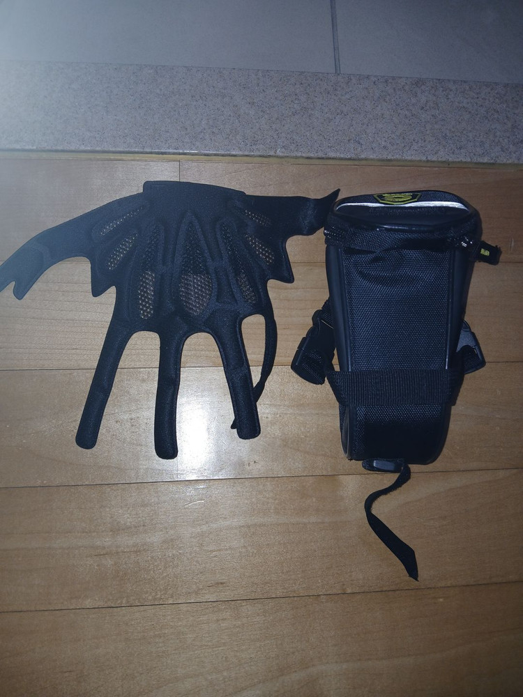 엘파마(ELFAMA) VENTOR H2000 네이비 사이즈 S 자전거 새상품 (각종 악세사리 포함) 25만원 이미지