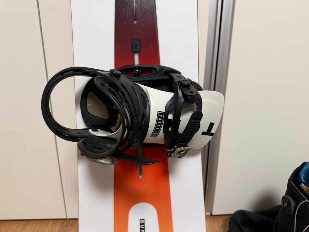 스노우보드 버튼 데크 카르텔 엑스 더블보아 부츠 판매합니다--3