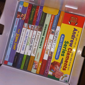 Andrew Clements 이미지