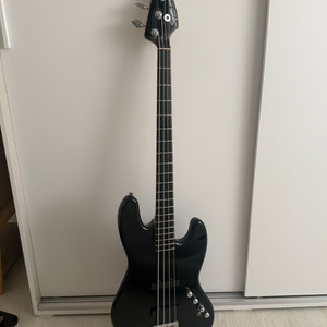 스콰이어 바이 펜더 재즈 베이스 기타 + 긱백 + 앰프 이미지