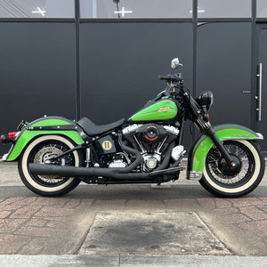 할리데이비슨 헤리티지 소프테일 클래식 [1만km/풀옵션/한정색상]대차가능 로드킹팻보이다이나팻밥소프테일슬림