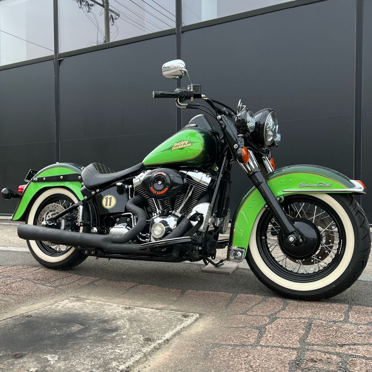할리데이비슨 헤리티지 소프테일 클래식 [1만km/풀옵션/한정색상]대차가능 로드킹팻보이다이나팻밥소프테일슬림--1