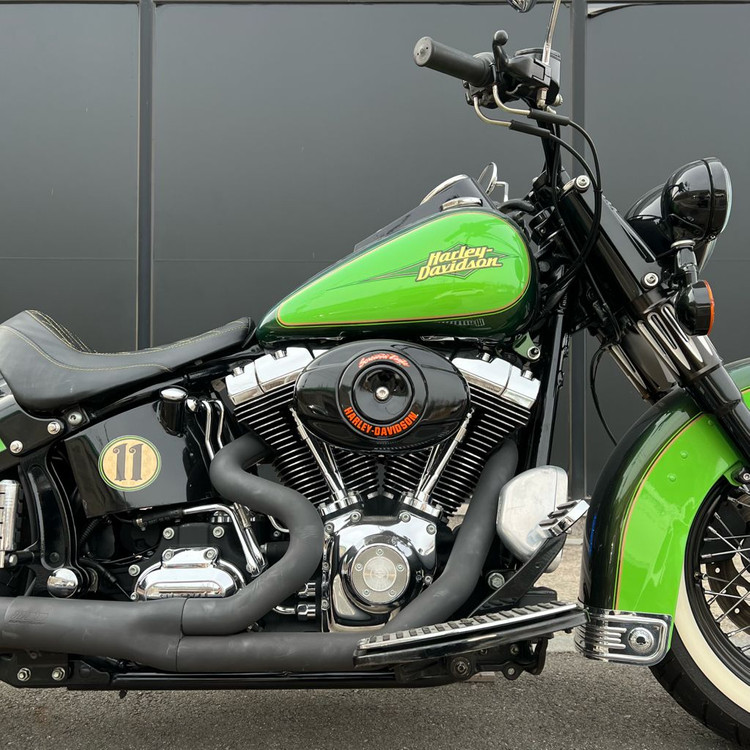 할리데이비슨 헤리티지 소프테일 클래식 [1만km/풀옵션/한정색상]대차가능 로드킹팻보이다이나팻밥소프테일슬림--6