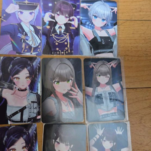 4개씩이세계아이돌 스폐셜 특전 포카 팝니다 이미지