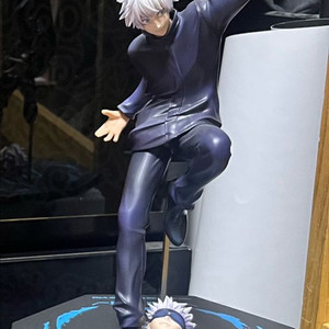 고죠사토루 피규어 판매합니다