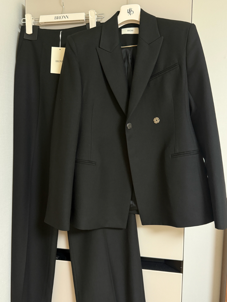 BRONN 브론 아워글래스 수트 셋업--5