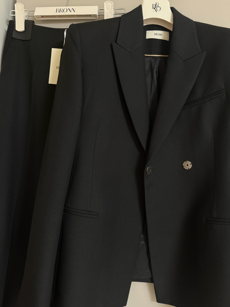 BRONN 브론 아워글래스 수트 셋업--4