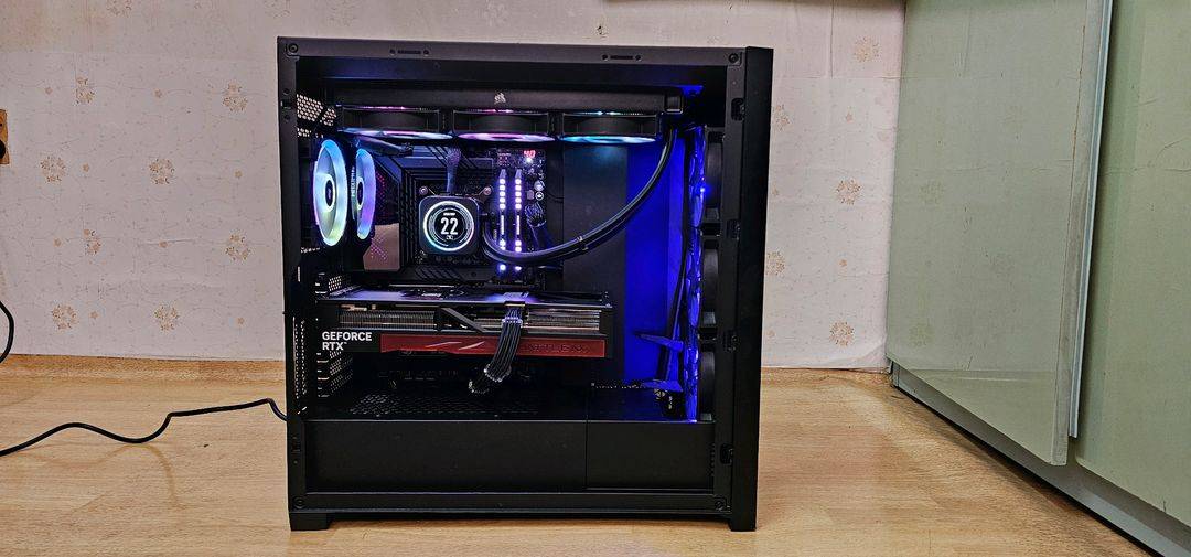 인텔 i9-13900KF / DDR5 32GB / RTX 5070Ti 본체 판매합니다 이미지