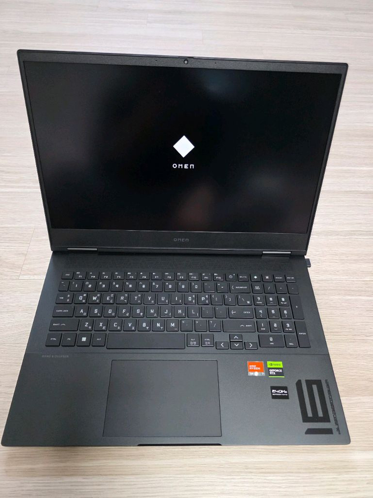 신품급 HP 오멘16 게이밍 노트북 QHD R7 7840hs 32램--1