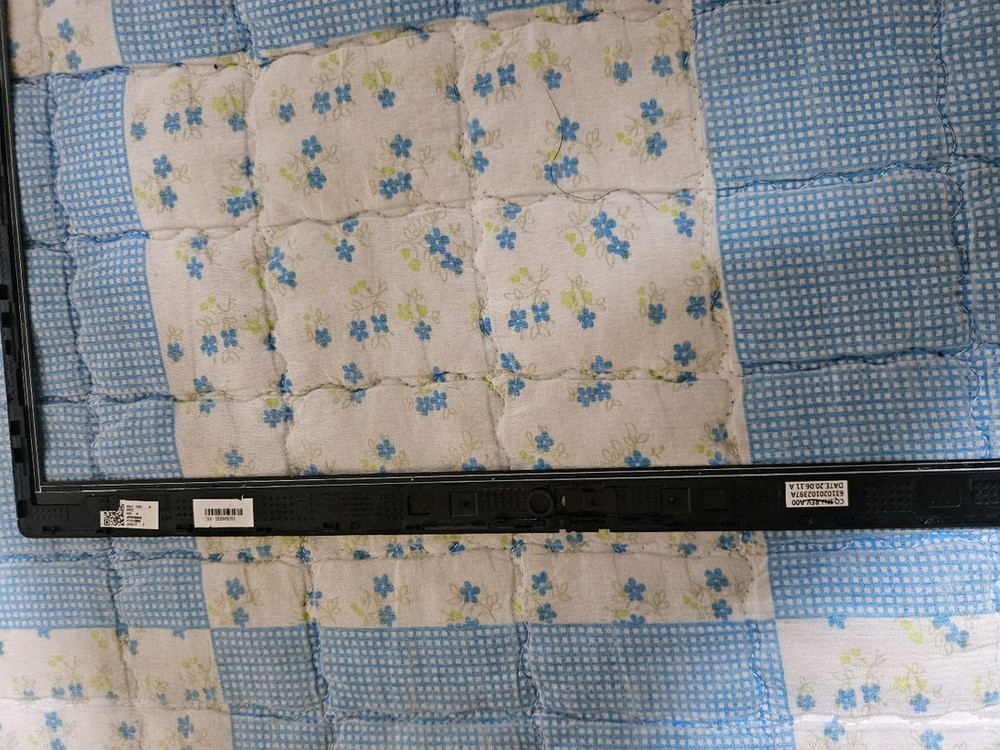 Lenovo ThinkPad T14s 베젤 이미지