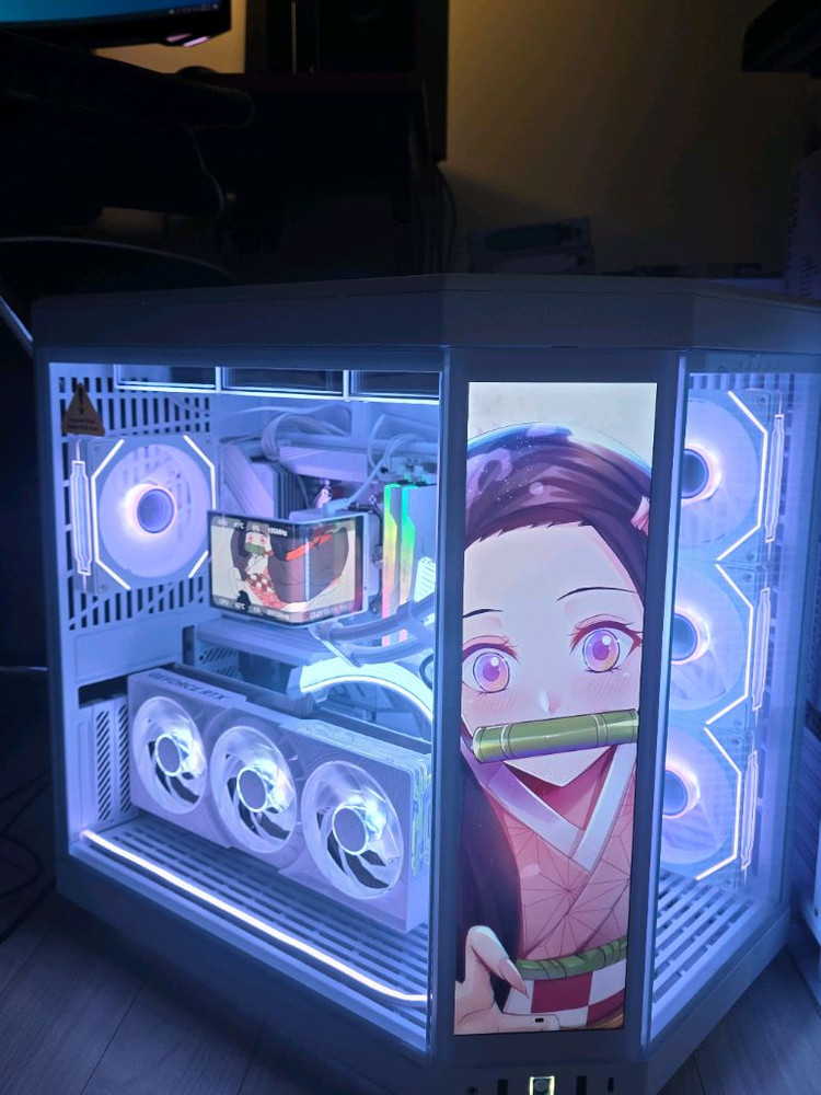 라이젠9 9950X3D 5080 Y70 어항PC 팝니다 이미지