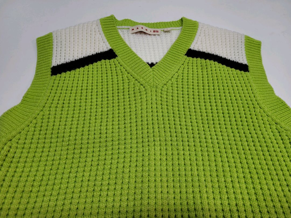유니클로 x 마르니 팝콘 니트 브이넥 베스트 / 여 M 옐로우그린 이미지