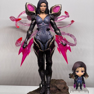 핫토이 리그오레전드 롤 카이사 + 넨도로이드 카이사