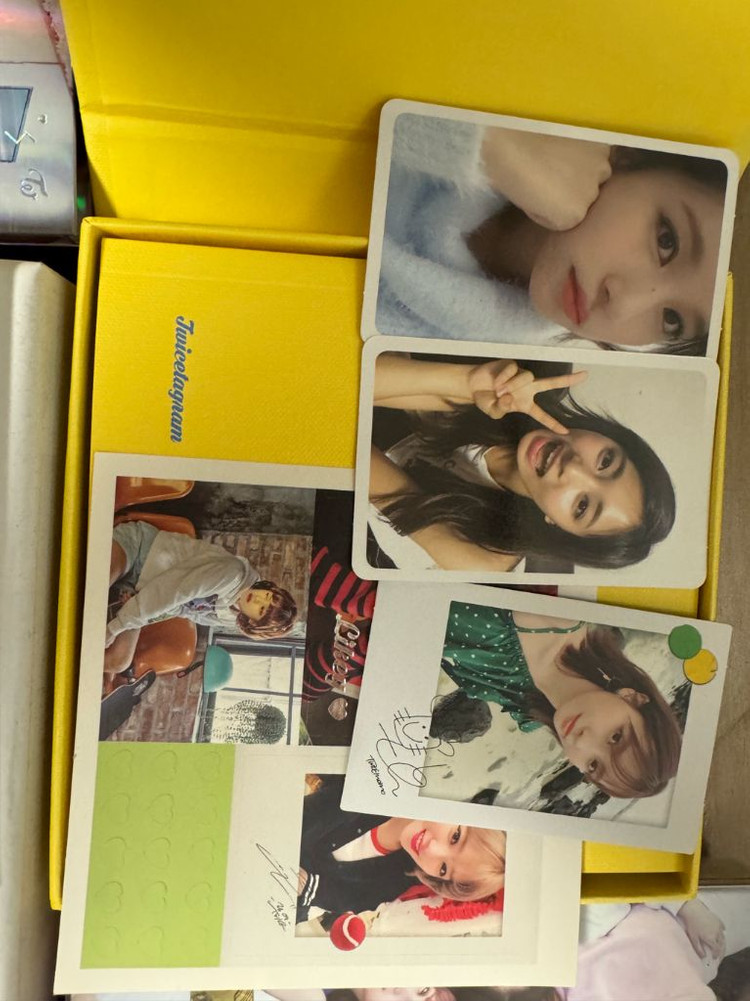 트와이스 앨범 여러개 포토카드 포함--2