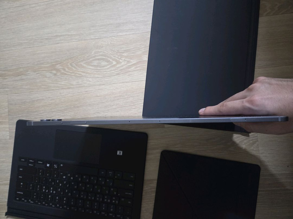 갤럭시탭s10울트라 + 정품 키보드케이스 + 정품 북커버케이스--3