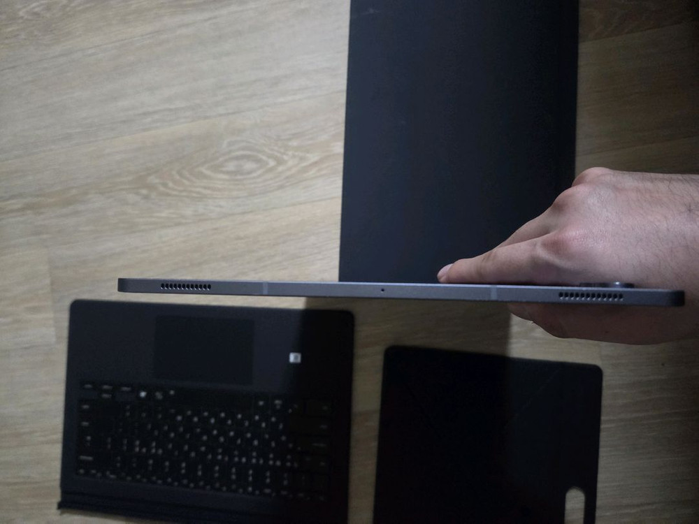 갤럭시탭s10울트라 + 정품 키보드케이스 + 정품 북커버케이스--4