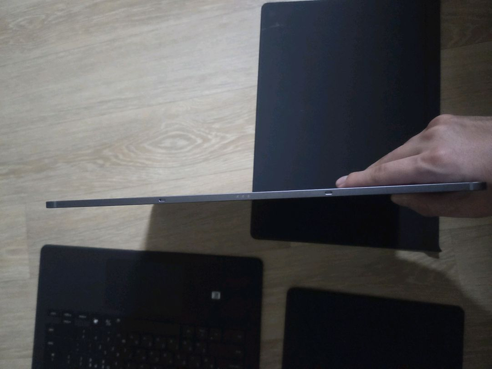 갤럭시탭s10울트라 + 정품 키보드케이스 + 정품 북커버케이스--5