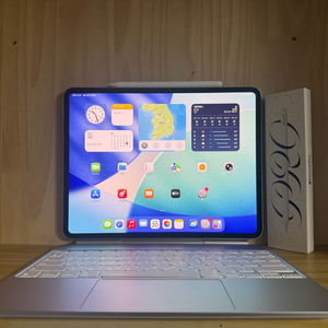 아이패드 프로 13 M4 2TB Wi-Fi + 매직 키보드 + 애플펜슬 프로 풀박스 이미지